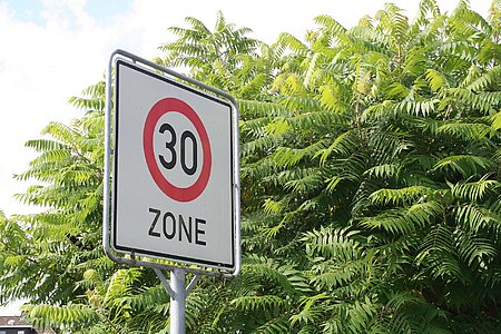  Pau déploie 11 radars pédagogiques sur son territoire pour sensibiliser les automobilistes au respect des limitations de vitesse
